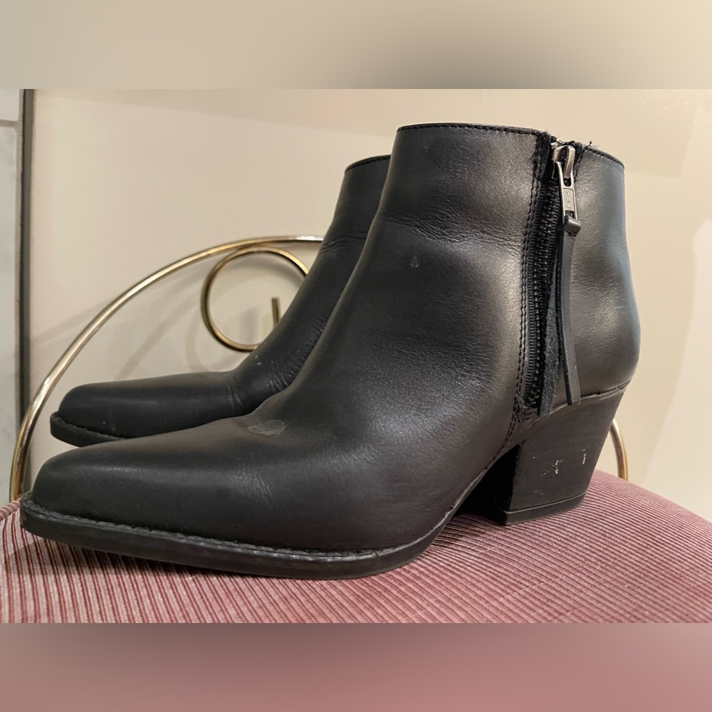 WOMENS BOOTIES - Picture 6 of 8